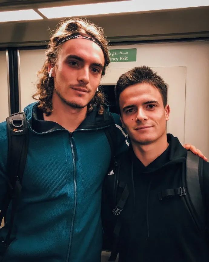 因外卡归属掀起骂战大坂直美与西西帕斯惹来争议