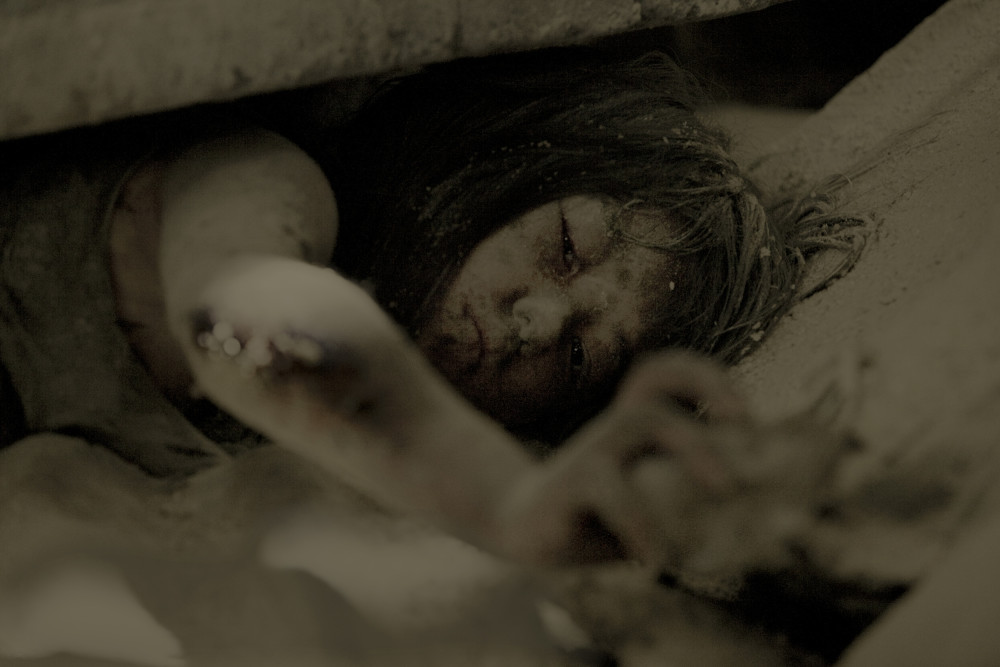 唐山大地震妈妈选择救儿子不救女儿做错了吗