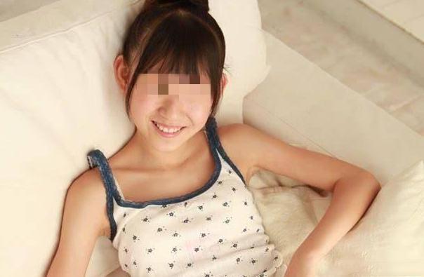 3,影响发育营养状况女孩月经初潮后,身高依旧可以长高,但是增长速度会