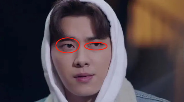 李易峰新剧开播颜值大跌脸圆大小眼黑眼圈严重配音跳戏太尴尬