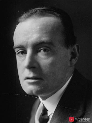 与欧亨利齐名的英国作家萨基的《萨基短篇小说选》近日由上海译文出版