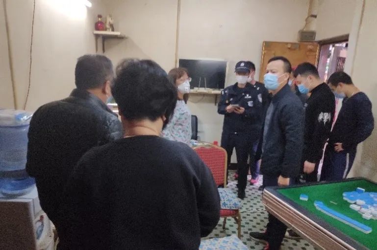 广州越秀洪桥派出所抗击疫情群英谱