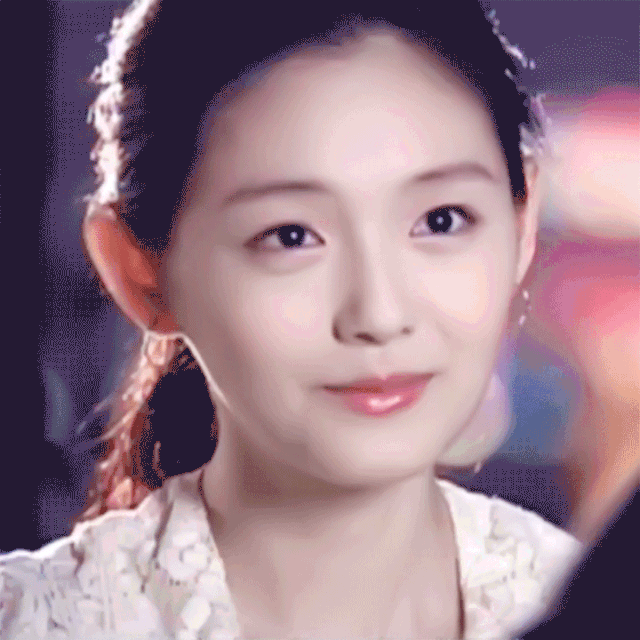 大s新综艺首谈育儿趣事,出镜整个人胖一圈,齐耳短发显老10岁