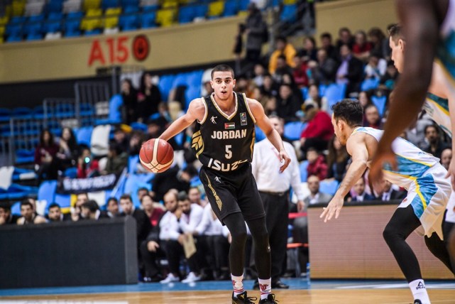 男篮亚预赛约旦险胜哈萨克斯坦伊布拉辛狂砍27分