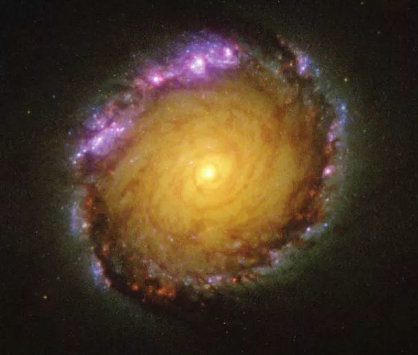 棒旋星系 ngc1512