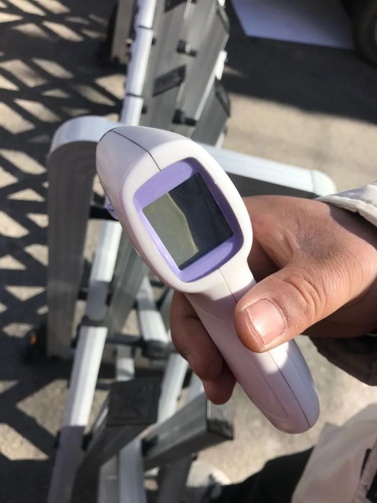 体温枪显示:lo,34度,32度……测得到底准不准?_腾讯新闻