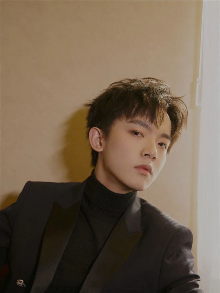 李现身边小可爱,白宇身边小跟班,李明德为什么