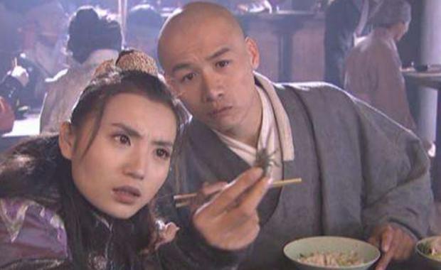 高虎：凭虚竹一角出名，资源大好时入狱一年，出狱后再次作死_腾讯新闻