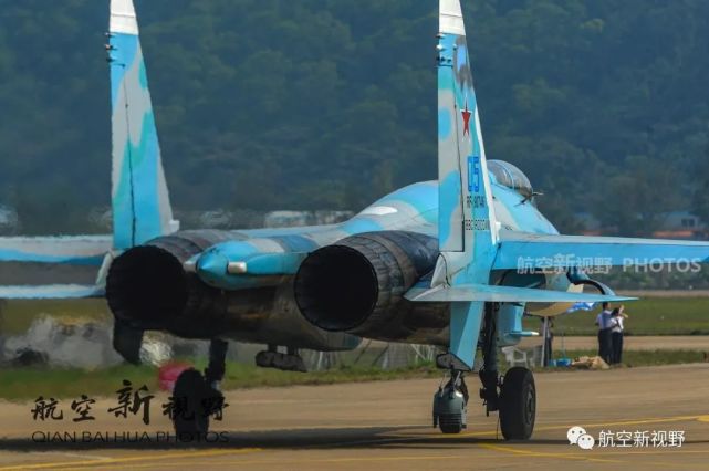 苏-27侧卫重型战斗机,不老的王者,改变我空军装备落后的功臣