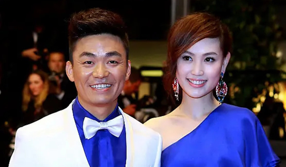 王宝强一生经历了什么?,简历被人扔进垃圾