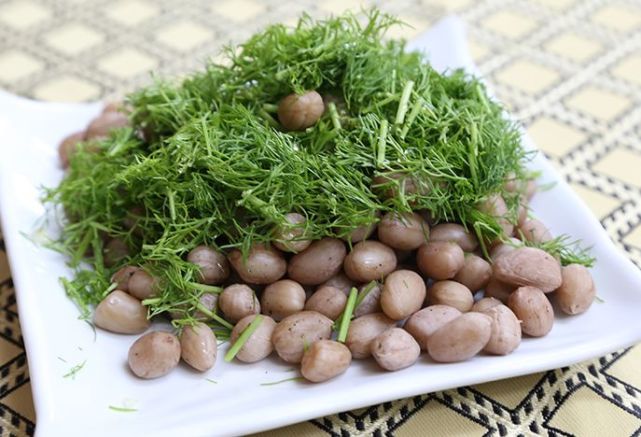 花生加它一起吃 好吃美味 养胃又清肠 花生 茴香 花生米 茴香菜