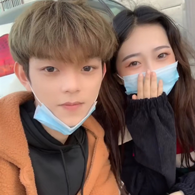套路璐被怼杨东煜女友比你好看得知她的看法后网友直呼太自恋