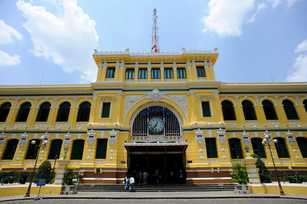 曾被法国殖民了很长时间,直至1954年在中国的援助下取得奠边府之役