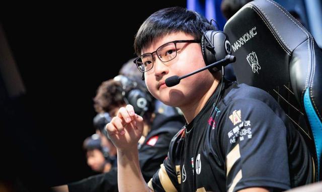 英雄联盟：为什么RNG现在成绩那么差名气却那么大？忠实粉丝多