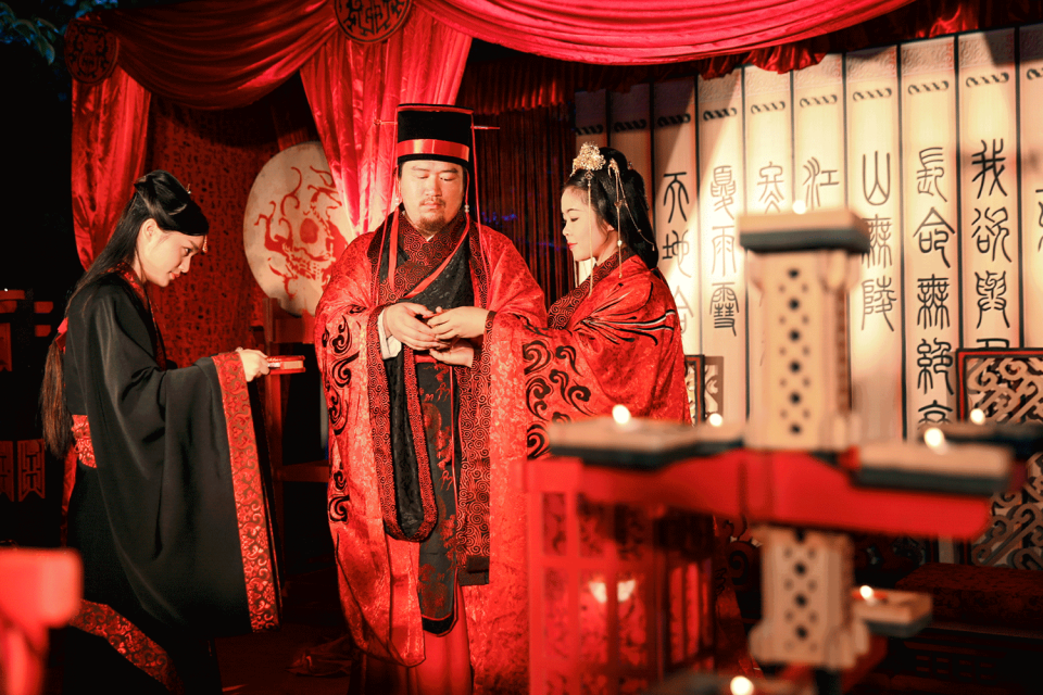 恋爱自由,婚姻自由,生子也是自由的.