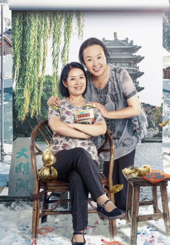 她是赵玉田的娘,戏外是时髦的大美女,57岁婚姻幸福嫁给搭档