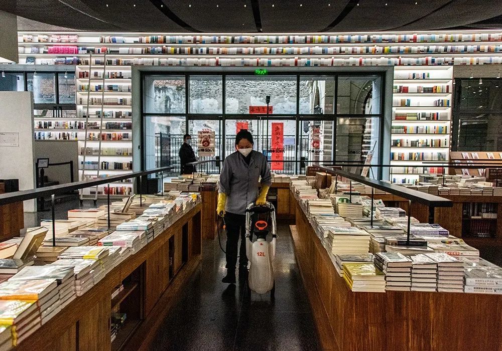 复工进行时 前门北京坊page one实体书店开业