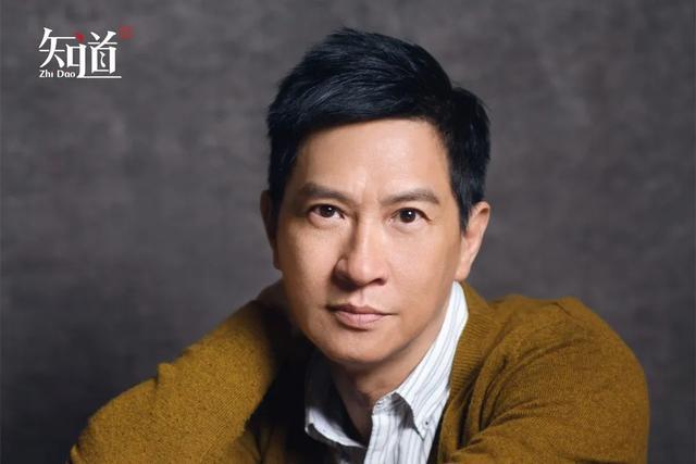 渣渣辉陈咬唇骨天落香港人讲普通话为啥那么难