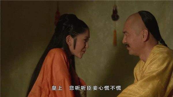 祺嫔被宠幸时为什么要从皇上脚边钻进被窝原因太大胆难怪皇上顶不住