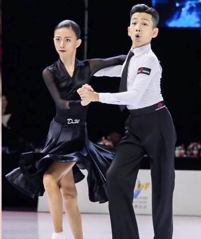 王崇墨牛仔跳得好还不累的终极秘诀曹政老师来揭秘