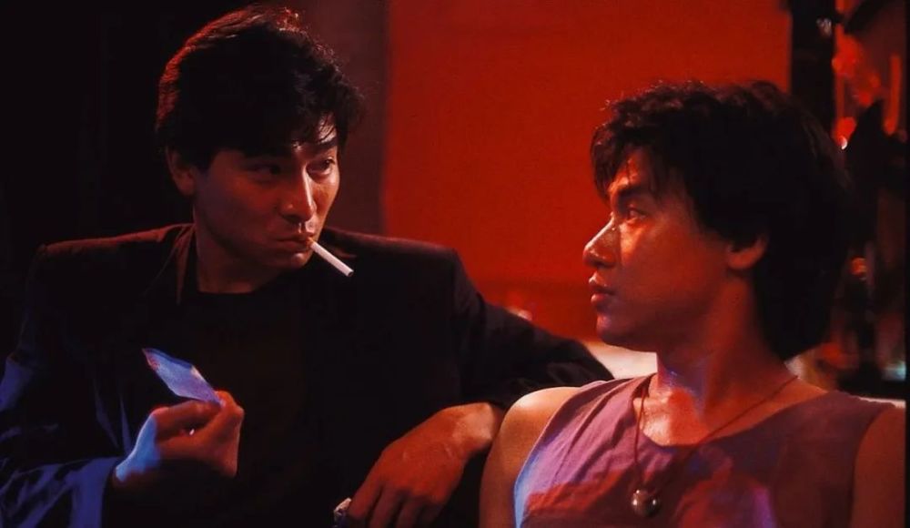 26岁出演自己的电影处女作《捕风汉子》,之后只花了两年的时间便在