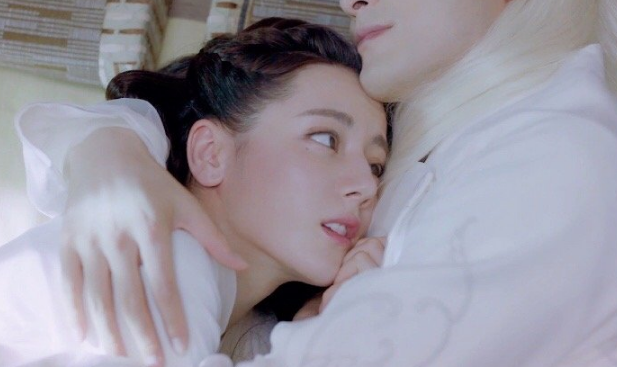 《三生三世枕上书》东华和凤九终于圆房了,两人甜蜜发糖,齁甜