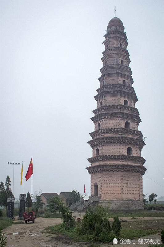 胡适先生评价滑台大云寺无遮大会上的神会是中国禅宗教的急先锋