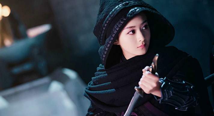 有种"美"叫女星穿黑衣古装,赵丽颖赵露思倪妮,谁最惊艳?_腾讯新闻