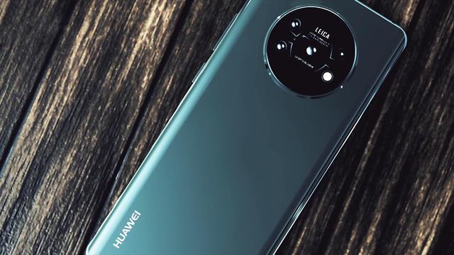 华为5g概念机屏下镜头麒麟1020徕卡四摄这才是华为的实力