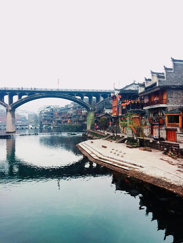 湖南这座古城被誉为中国最美的小城，独特的湘西韵味让人如痴如醉