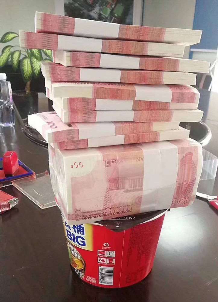 "泡面炫富大赛"现在开始,看到最后一张图,网友:我决定退赛了