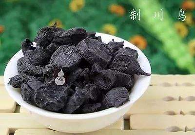 膝关节通用:缓解疼痛的土方子,赶紧收藏起来!