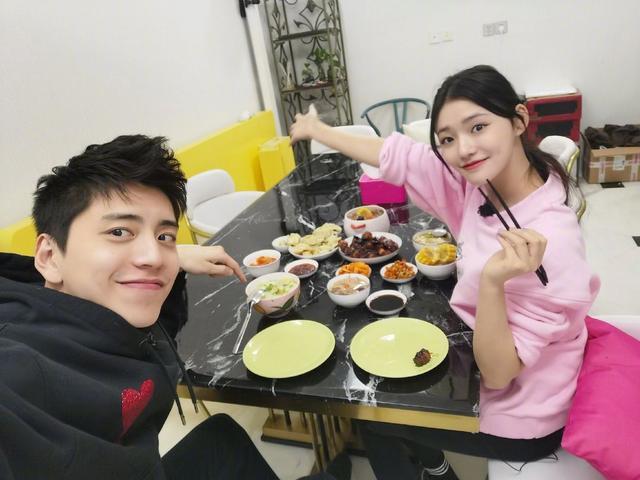 林允霸气称姐大5岁王大陆秒变小弟隔空表白原来是为综艺