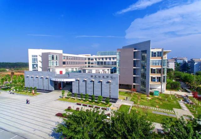 好消息!桂林旅游学院雁山校区施工总承包的投标人条件降了