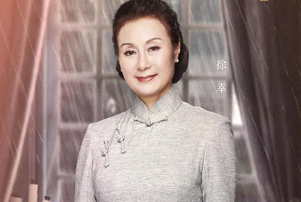 《王牌对王牌》一幕:"傅文佩"说20年了,这是第一次见赵薇