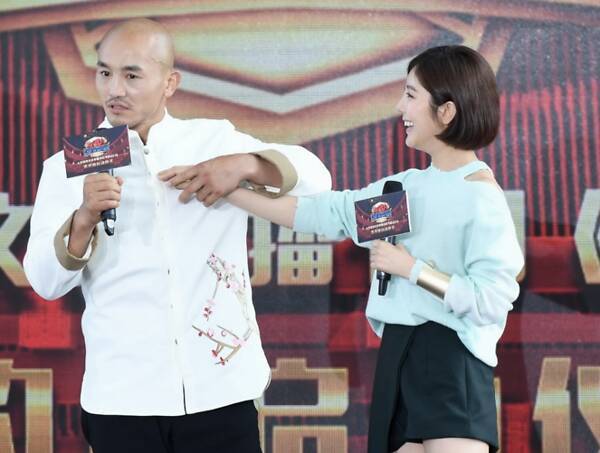 武僧一龙年龄偏大已不适合征战擂台娶妻生子才能享受天伦之乐