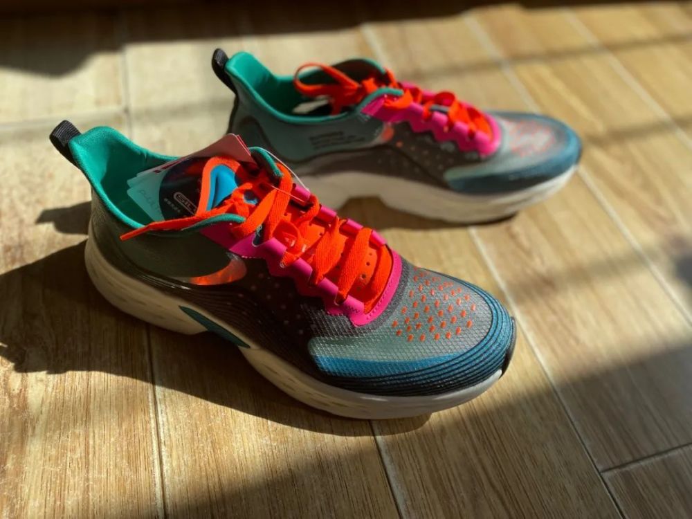 wen球鞋测评开箱匹克氢弹跑鞋开箱提前锁定2020最强黑科技