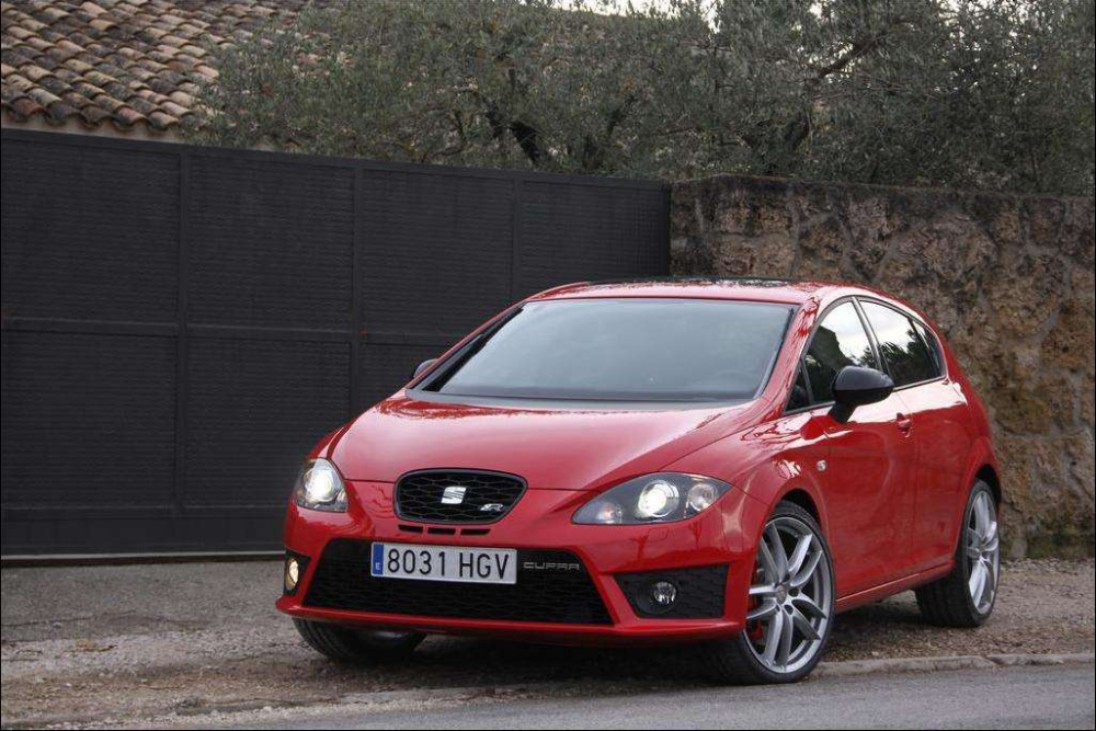 刻在骨子里性能血脉,高尔夫gti亲兄弟,全新西雅特cupra leon