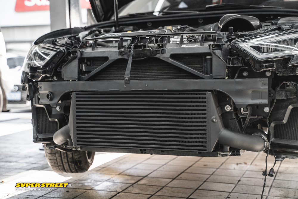 superstreet改装日记奥迪rs3改装forge加大中冷器