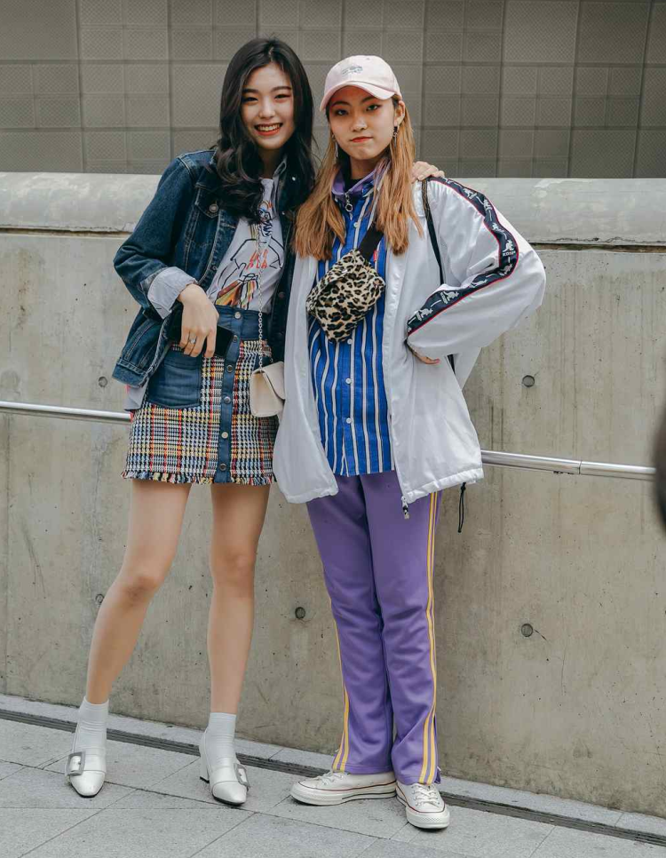 就算上身服装再"boring",鞋子带来的感觉始终是new school