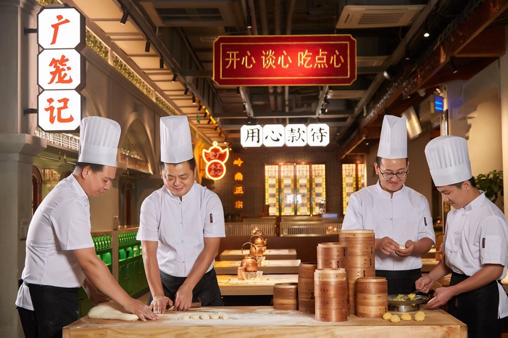 广笼记恢复堂食,明知亏本哭着也要撑:背后百号员