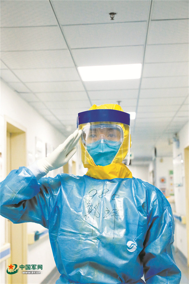 战疫一线军医家庭的暖心瞬间看到最后我泪目了