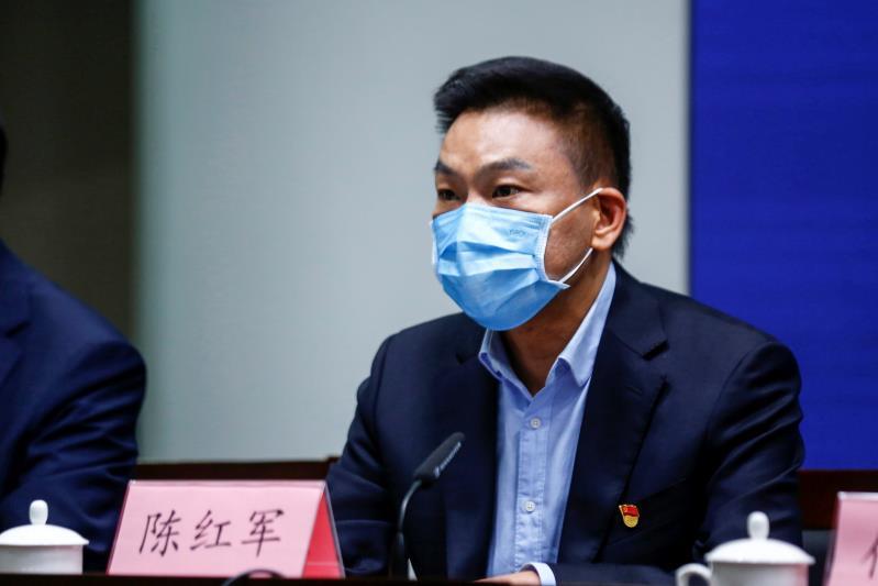 河南省电力公司党委委员,副总经理陈红军在现场介绍,"为缓解企业经营