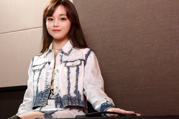 实力强大的黄霄云为何会被黑?看看她的成绩就懂,不是没有原因的