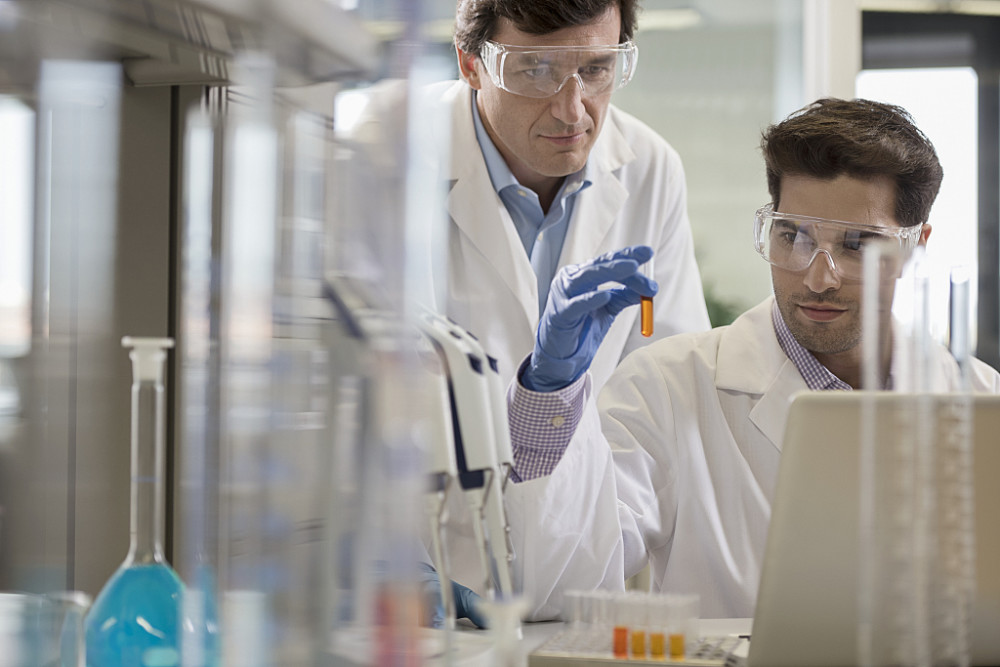 川普先生,在冠状病毒医学研发的问题上,能否认真点?