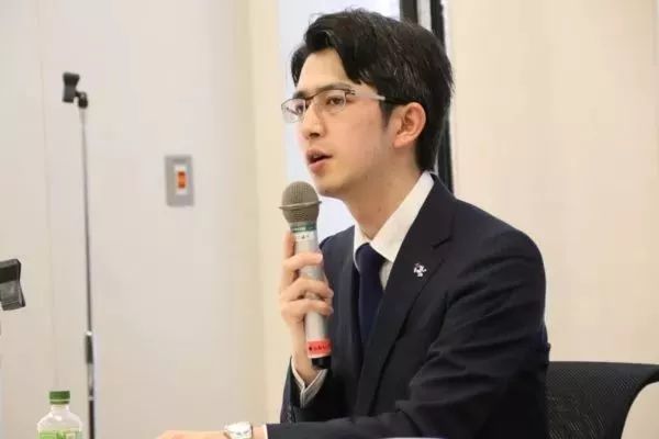 平民长官,颜值逆天,日本北海道男神知事一句"所有结果我负责"圈粉无数