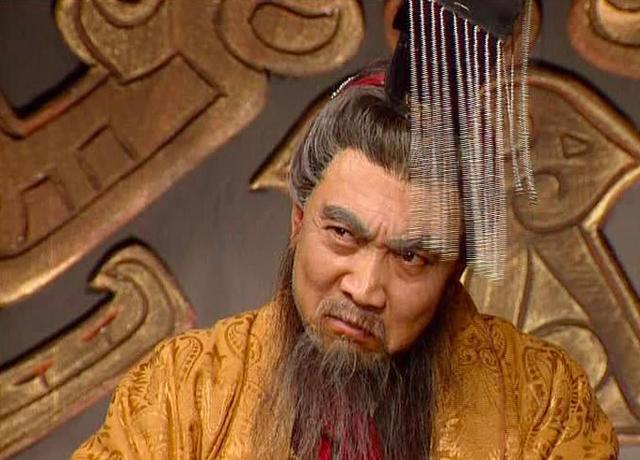 曹操陈留起兵靠什么刘备不如他怪不得成事儿晚