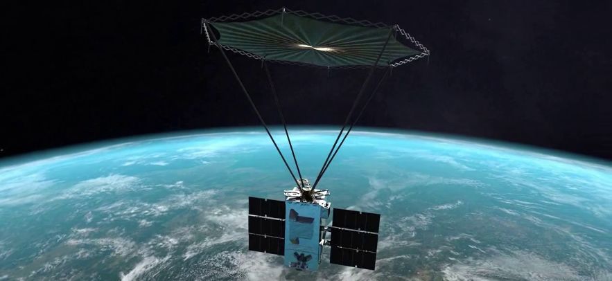 国外空间薄膜天线发展与应用近况