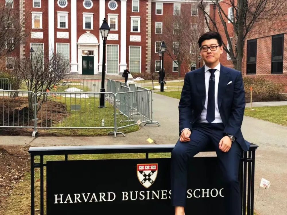 相信很多留学党都接触过易思汇,也听说过易思汇的联合创始人 高宇同.