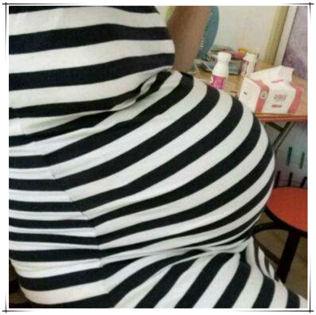 孕妇悬垂肚走红网友猜测是双胞胎没见过这样的孕肚